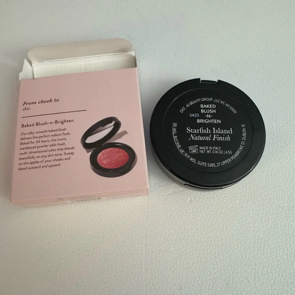 Laura Geller brand new